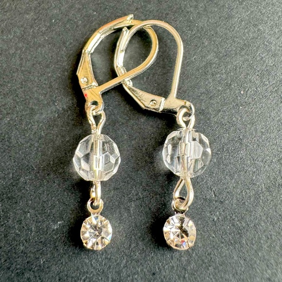 Crystal & Rhinestone Drop Collar Necklace & Earring Set - Picture 6 of 9